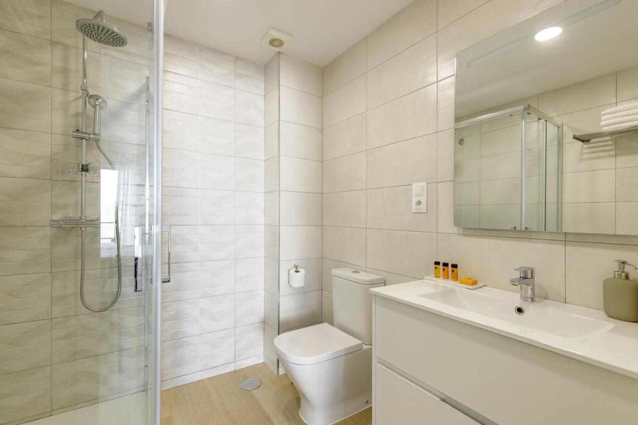Spacious & Quiet Apartment By Hellomalaga - Azahar Экстерьер фото
